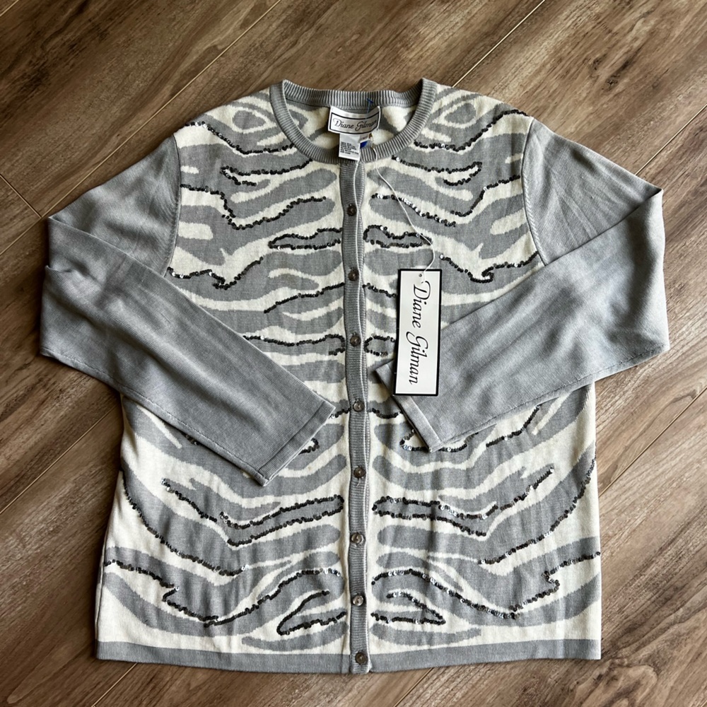 Diane Gilman NWT Gray and creamy while zebra print cardigan with sequins Large